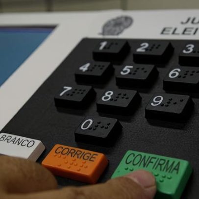 TSE determina que proibição de voto de presos provisórios não valerá em 2026