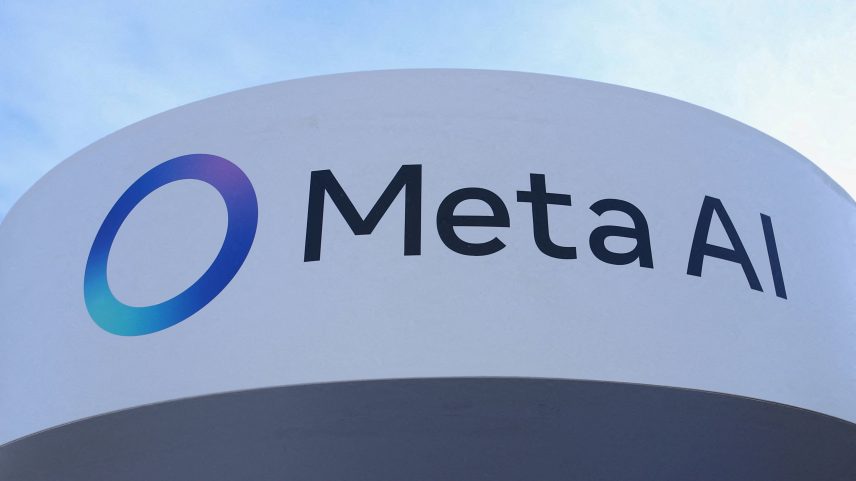 Um logotipo da Meta AI fica do lado de fora da Meta House no dia de abertura da 55ª reunião anual do Fórum Econômico Mundial em Davos
