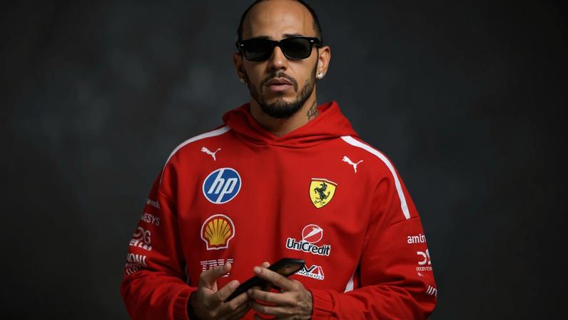 Lewis Hamilton no Circuito de Suzuka - GP do Japão 2026 (Foto: Andrew Caballero-Reynolds/AFP)