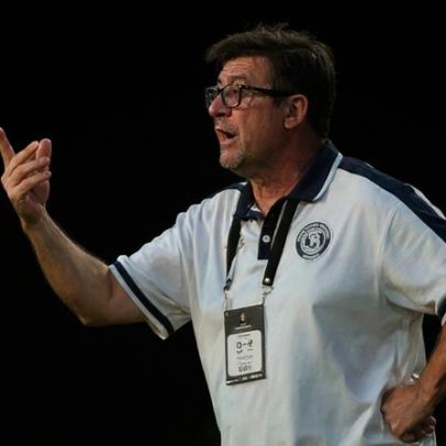 Técnico do Rivadavia mira vitória no duelo contra o Fluminense