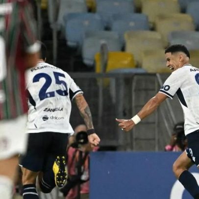 Fluminense sofre virada histórica e é vaiado no Maracanã na Libertadores