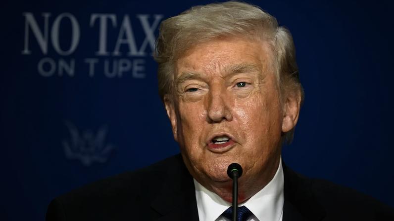 Donald Trump durante evento em Las Vegas - 16/04/2026 (JIM WATSON/AFP)