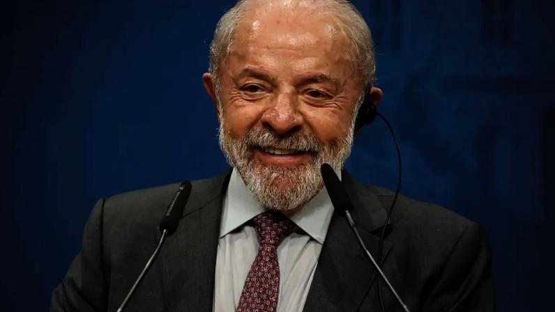 O presidente Lula durante conferência na Alemanha - 20/04/2026 (ODD ANDERSEN/AFP)