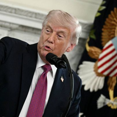 Trump: Irã diz estar em colapso e pede fim do bloqueio naval dos EUA