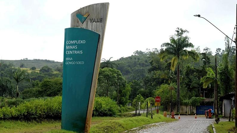 Vista da mina Gongo Soco, operada pela Vale, em Barão de Cocais, Brasil