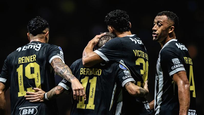 Atlético vence Juventud no fim e conquista a primeira vitória na Sul-Americana