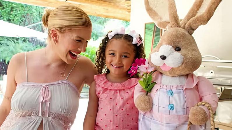 Lore Improta e Léo Santana celebram Páscoa em almoço familiar antecipado