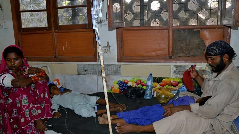 No calor mortal do Paquistão, ferramentas de baixo custo aliviam gestantes