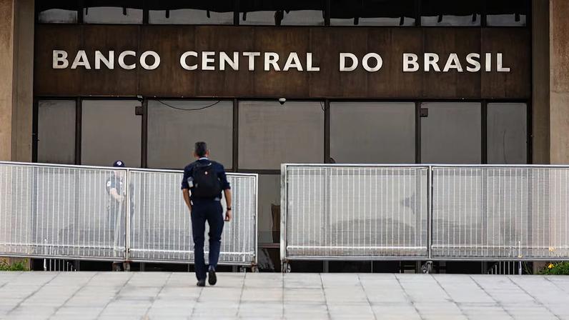 Copom reduz Selic para 14,50% e sinaliza cautela diante da incerteza