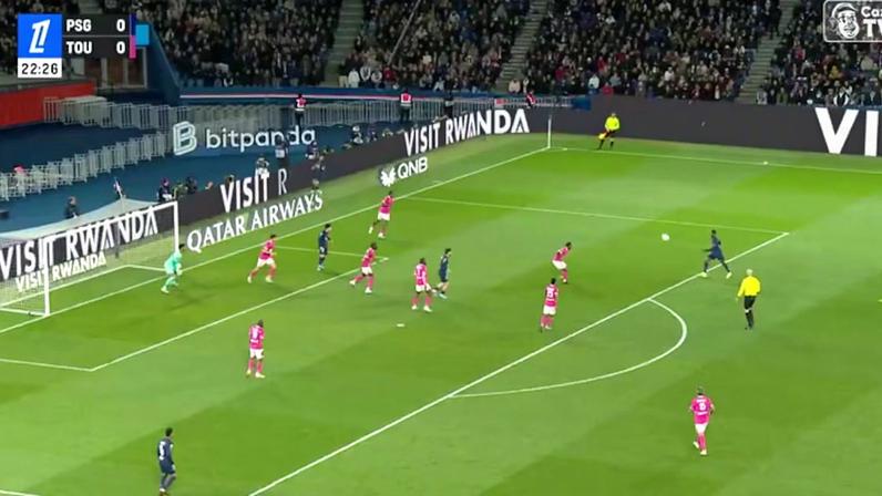 PSG vence Toulouse por 3 a 1 na Ligue 1