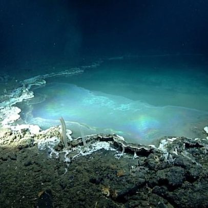 Lago subaquático tóxico a 3.000 m mumifica presas instantaneamente