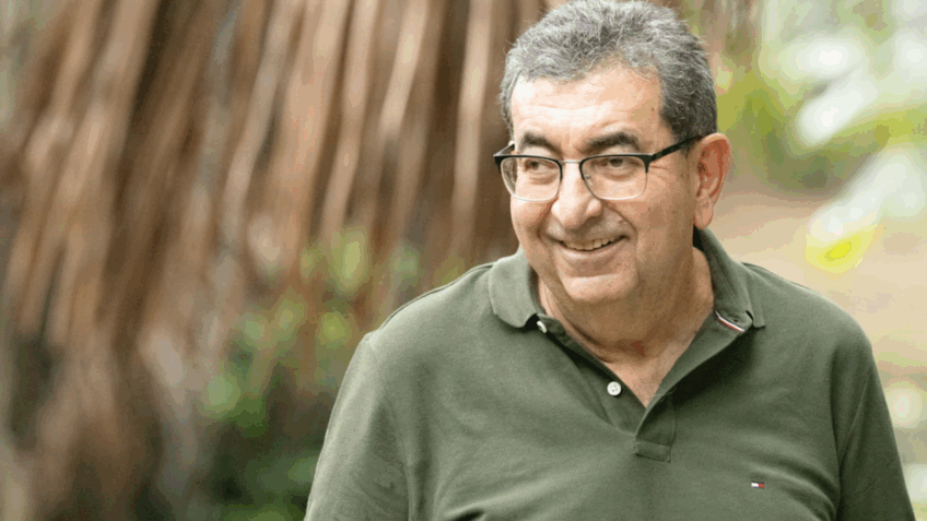 História de Adnan Demachki fica como um convite: de acreditar que mudanças estruturais não vêm de fórmulas prontas, mas da coragem de começar, diz a articulista