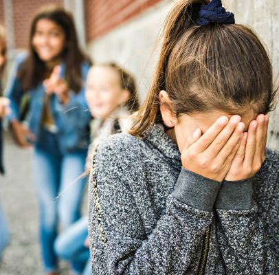 Violência psicológica vira rotina nas escolas e expõe crise silenciosa de saúde mental entre professores