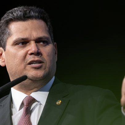 Alcolumbre reclama de vazamento sobre reunião com Messias