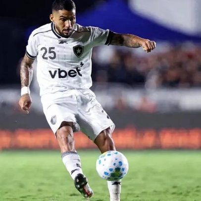 Botafogo vence o Vasco em São Januário, Allan celebra vitória