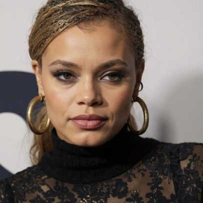 Andra Day vence ex-gerente, processo por furto civil avança