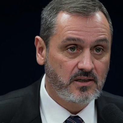 Andrei contradiz EUA e nega expulsão de delegado da PF