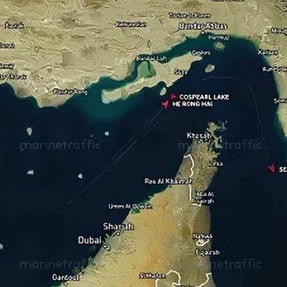 Petroleiros cruzam o Estreito de Ormuz durante negociações EUA-Irã