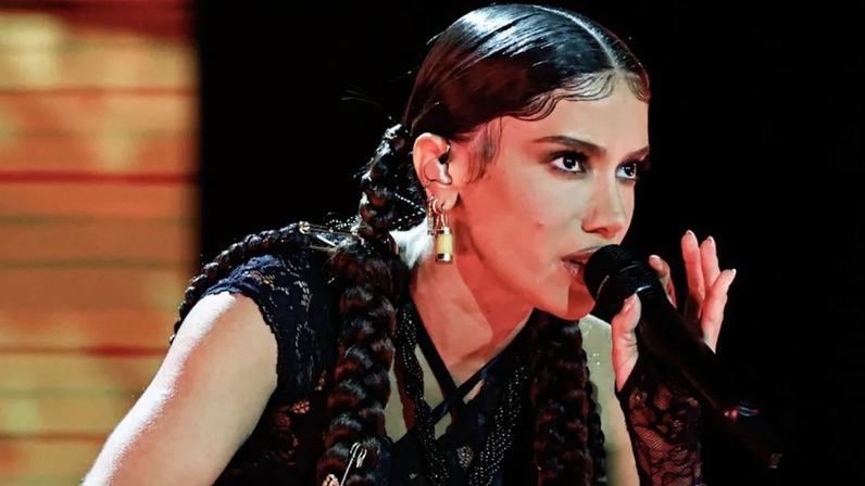 The Weeknd em SP: show teve abertura de Anitta e presença de famosos