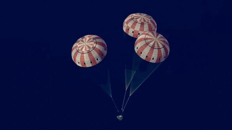 Artemis 2 retorna à Terra com imagens