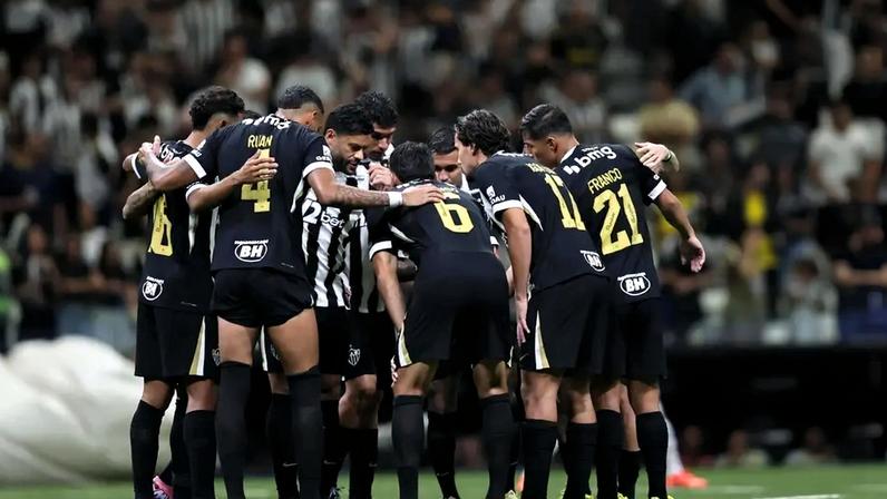 Jogadores do Atlético (Foto: Gilson Lobo)