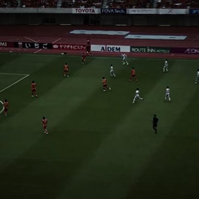 Nagoya Grampus e Avispa Fukuoka empatam sem gols no início da partida