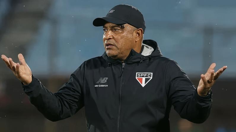 São Paulo sofre derrota na Bahia; pressão em Roger Machado aumenta