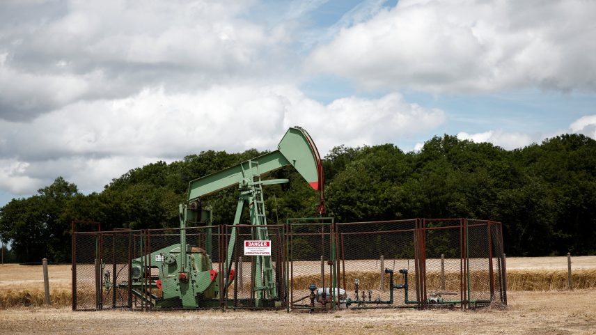 Preço do barril do petróleo oscila em meio a incerteza no Oriente Médio