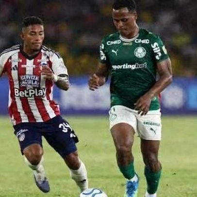 Arias critica gramado na estreia do Palmeiras: condições ruins