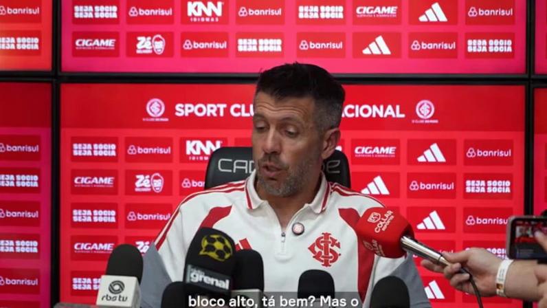 Após vencer o Athletic de virada na Copa do Brasil, o técnico Paulo Pezzolano diz sempre pensar no clube primeiro e que precisou mudar suas ideias para fazer o time vencer.