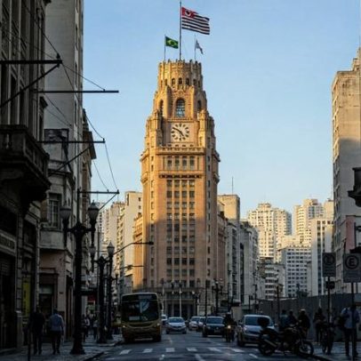 Edifício de 161 metros, inaugurado em 1947, marca o centro de SP