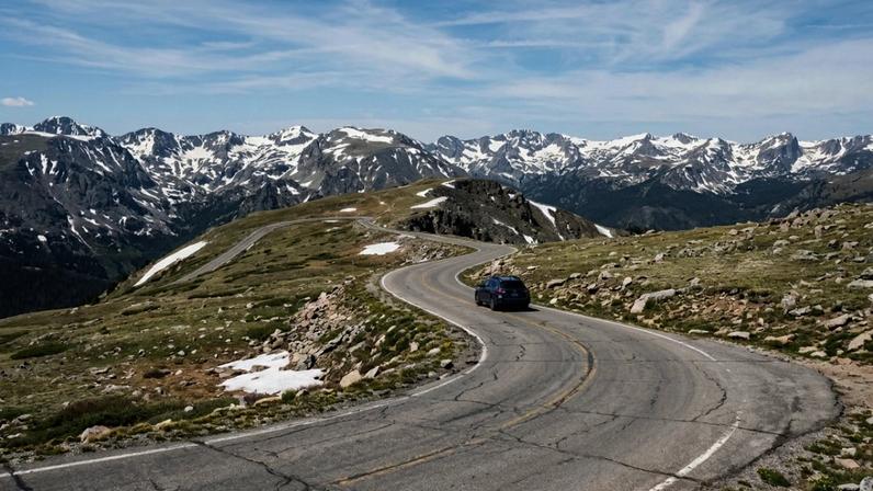 Rodovia nos EUA atinge 3.713 m, a mais alta pavimentada contínua