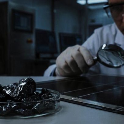 Metal que cheira a alho aguenta temperaturas e é essencial para energia solar