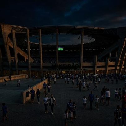 Stádio de 1965 em Minas, com 61.846 lugares e fachada tombada, referência do futebol mineiro