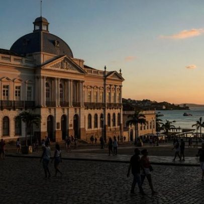 Palácio neoclássico de Salvador, 100 anos, símbolo do poder na Bahia