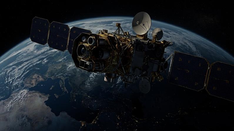 O satélite americano que detecta o calor de um foguete a 35 mil quilômetros e avisa os centros de comando em segundos