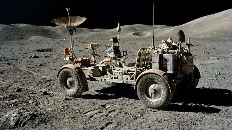 Veículo de 38 milhões abandonado na Lua há décadas vira monumento tecnológico isolado