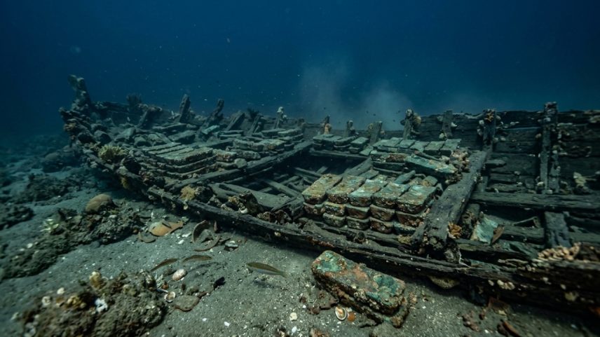 Navio de 3 mil anos com 20 toneladas de cobre revela rota comercial antiga