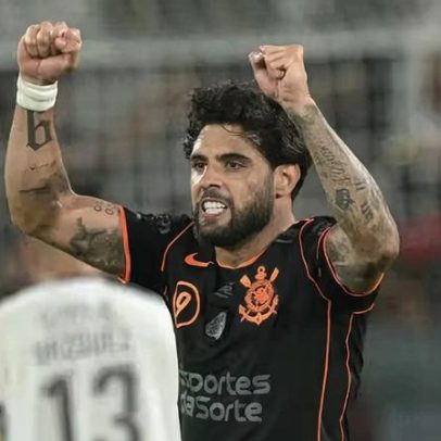 Diniz acerta aposta e Corinthians vence Platense na estreia da Libertadores