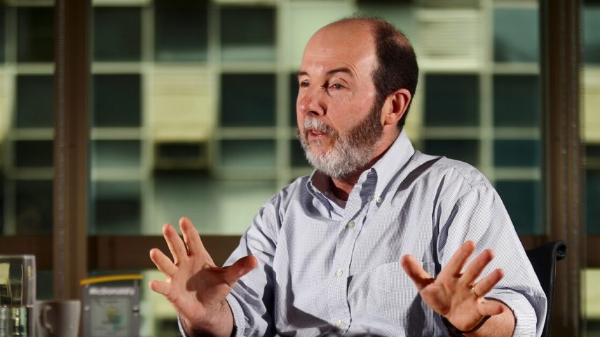 Ex-presidente do Banco Central diz que o juro é historicamente alto no Brasil por um conjunto de fatores, com destaque para a política fiscal e o endividamento público