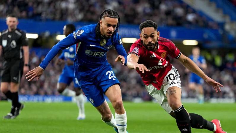Time de Manchester aproveita momento de superioridade numérica, marca o único gol da partida com Matheus Cunha e fica próximo da Champions