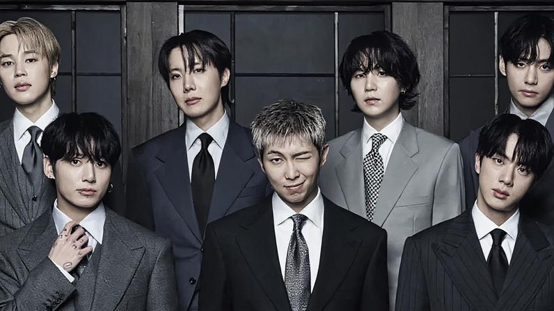 A turnê vem depois do retorno do BTS aos palcos com todos os integrantes após uma pausa de quase 4 anos para o cumprimento do serviço militar, obrigatório no país