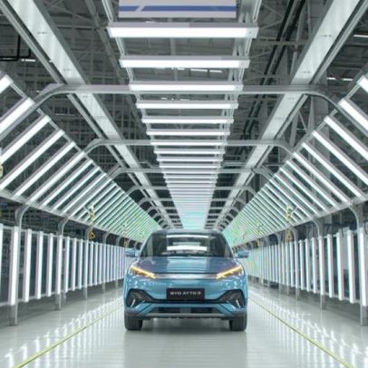BYD tem lucro caindo mais de 50% com desaceleração na China