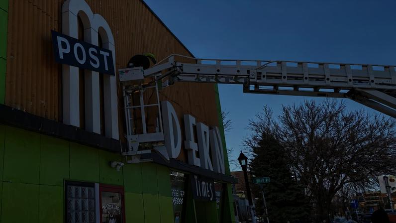 This Minneapolis Cafe Ditched Prices — and Donations Are Surging.