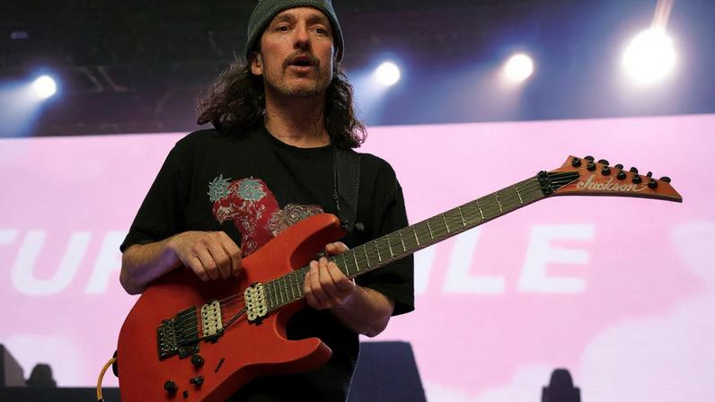 Ex-guitarrista do Turnstile Brady Ebert é acusado de tentativa de homicídio