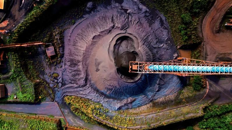 A mineradora produziu 69,6 milhões de toneladas de minério de ferro no primeiro trimestre de 2026 (Breno Pompeu/Duo Produtora/.)