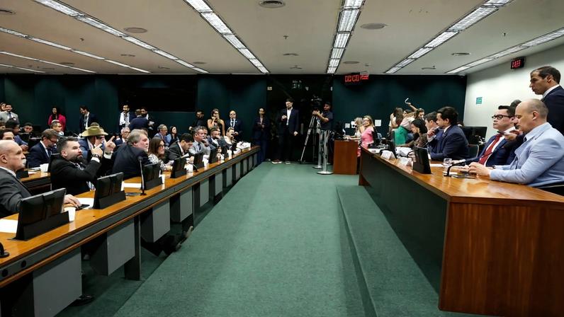 Reunião da Comissão de Constituição e Justiça (CCJ) da Câmara | Foto: Lula Marques/Agência Brasil