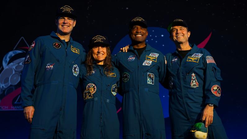 Reentrada foi desafiadora e marcada por momentos de altas temperaturas, disseram astronautas