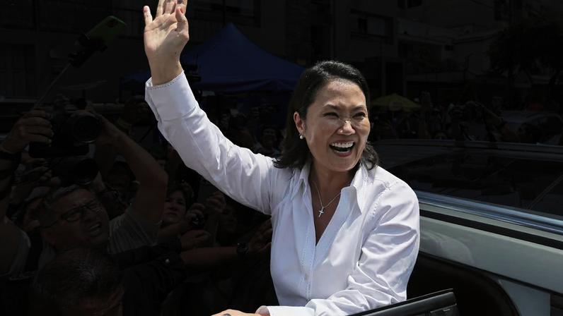 Keiko Fujimori é favorita no segundo turno e disputa é acirrada pela segunda vaga na reta final da apuração