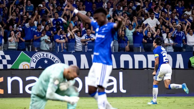 Cruzeiro deixou o Z-4 com vitória sobre o Grêmio no Mineirão.